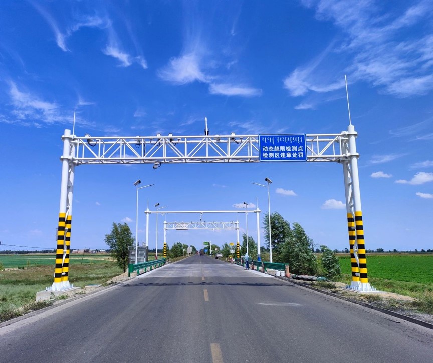 鄂尔多斯德萨线非现场执法点项目通过验收投入使用